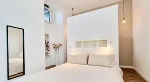 Glamour Suites by Habyto - Image 2