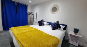 4 bed detached house with free parking on the driveway - Image 2