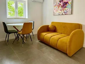 One-Bedroom Apartment With Terrace - Image 4