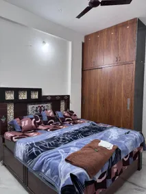 Skyline Abode - 2BHK Family Stay - Image 2