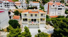 Apartments Bacak - Image 4