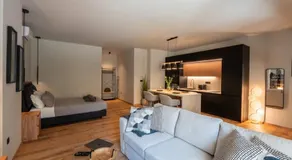 DIVINUS Luxury Stay-Athens Airport-Late&Self Check In - Image 2