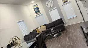 Updated Home, King bed suite Gated Free Parking - Image 5