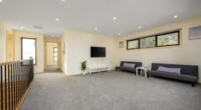 Westmeadow Breeze Skyline Stay 8 Min to Airport - Image 4