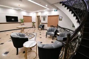 Royal Regency Hotel - Image 5