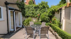 Scalby Grove Cottage - Image 4