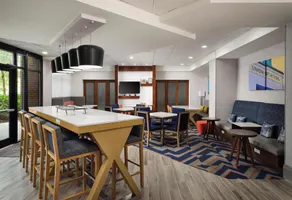 Hampton Inn Meridian - Image 4