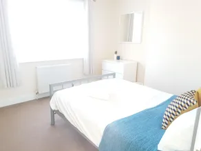 Oceana Serviced Accommodation - Alder Road - Image 1