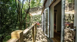THE HYDE- secret hide away, near the beach. - Image 3