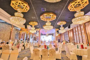 Regent Hotel - Image 4