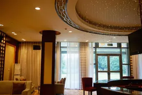Lakeside Hotel Hefei - Image 5