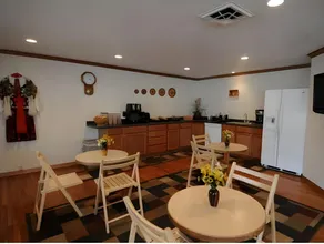 Legacy Inn - Image 3