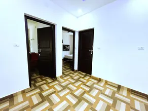 Deluxe Residency - Image 3