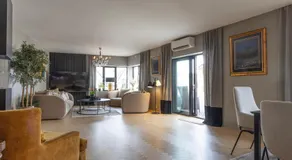 Spectacular 186 sqm luxury apt -prime location - Image 3