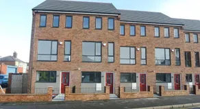 Denny Guests House / Green Lane - Image 2