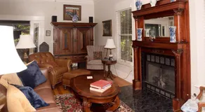 Dickson Street Bed & Breakfast - Image 2