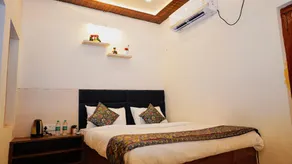 River Town Stays - Image 5