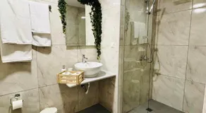 Kiriakos home - Image 2