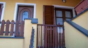 Three Tails House - Image 4