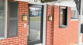 Deluxe inn - Image 5