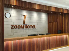 ZOOM HOTEL  - Image 5