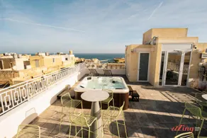 Avalon Boutique Hotel Valletta - Image 2