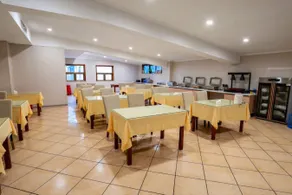 Bohua Business Hotel - Image 4