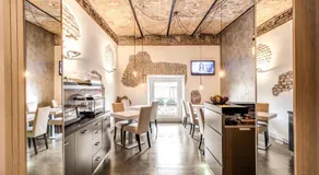Roma Boutique Hotel - Image 4