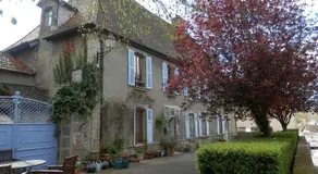 3 Place des Arbres, Chambres D'Hôtes, Felletin - Image 3