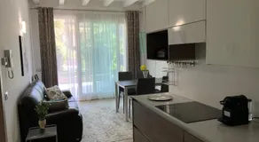 King' s Apartment - Image 5