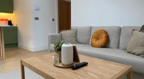 Modern 2-Bed Apartment 20 mins from Dublin Airport - Image 4
