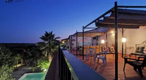 ROSA XVI - Garden Guest House - Image 5