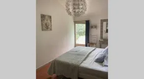 Maison avec piscine chauffée entre mer et montagne - Image 2