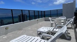 Flat para até 4 pessoas em Boa Viagem com Piscina, Wifi 500Mbps, localizado a 350 metros da Praia - Image 3