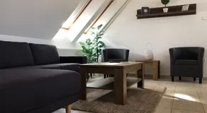 Mol-Ker-Vill Apartment - Image 2