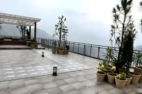 Raiville Shimla | Luxury 3BHK with Mountain View - Image 4