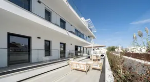 Spacious T2 With Luxury Terrace - Image 4