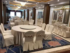 Huaxia Hotel - Image 5