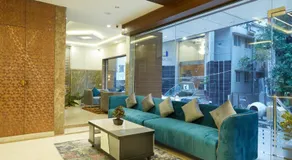 VOVO PREMIER HOTEL - Image 4