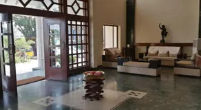 Paramount Inn - Image 5