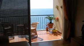 Magos Sunrise - Apt with sea view - Image 4