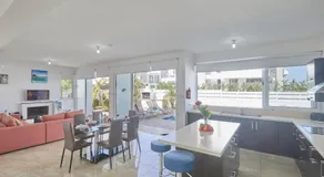 Erato Villa 18 - Image 4