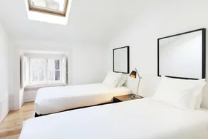 Hello Lisbon Cais do Sodre Apartments - Image 3