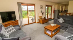Sunnyside Lodge - Image 2