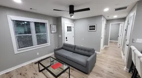 The Silver Bungalow - Image 5