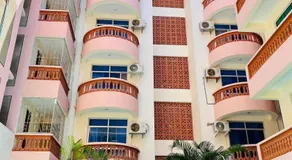 Merry Villa Hotel & Apartments - Image 3