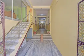 SPOT ON Hotel Radhe - Image 5