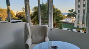 Appartement de vacances avec internet haut débit et terrasse | Vue jardin | Parfait pour le travail à distance - Image 4