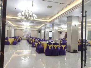 Longchang Hotel - Image 2