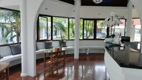 Bay Beach Resort - Image 2